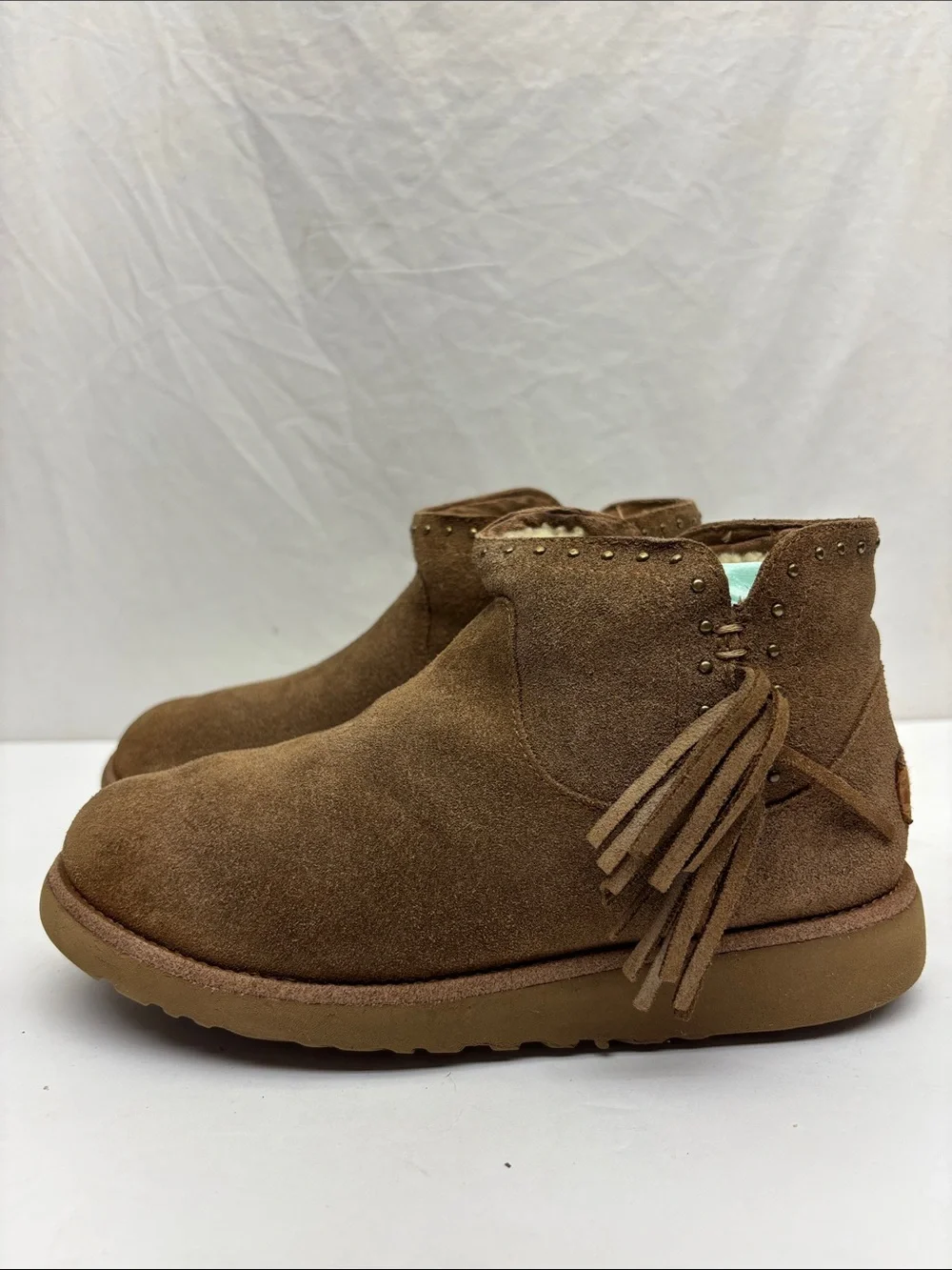 UGG Women’s Suede Fringe Ankle Bootie in Brown, size 3 for little girl, box 74